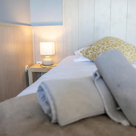 Luksustelt Avec Acces Piscine Illimite Fiennes